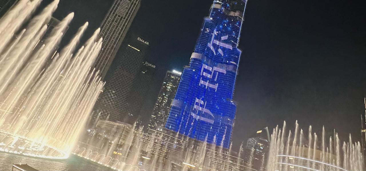 Dubai Fountains bei Nacht